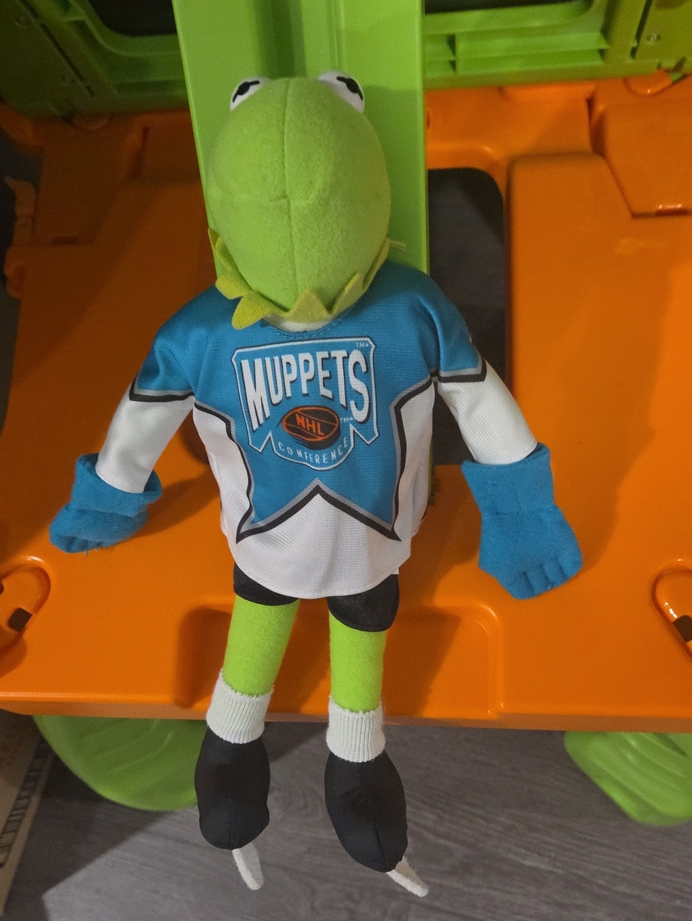 Vintage NHL Muppets Conference Kermit Plush 1995 Mcdonalds Collectable Toy